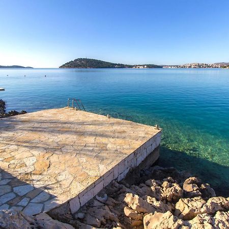 Apartmani Malis Ražanj Buitenkant foto