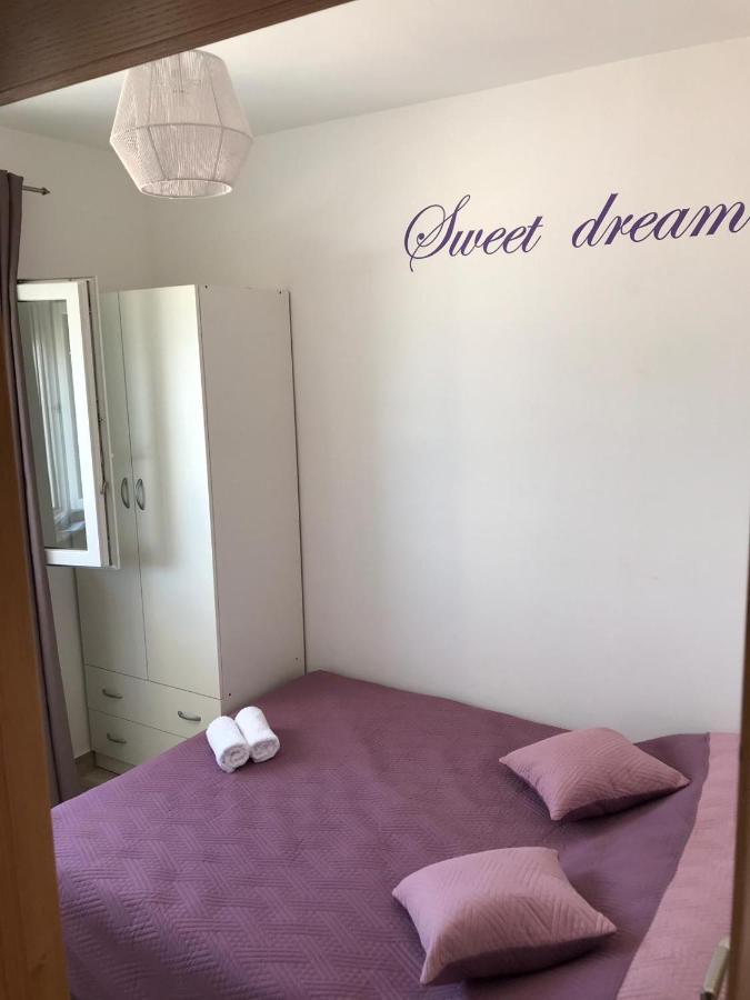 Apartmani Malis Ražanj Buitenkant foto